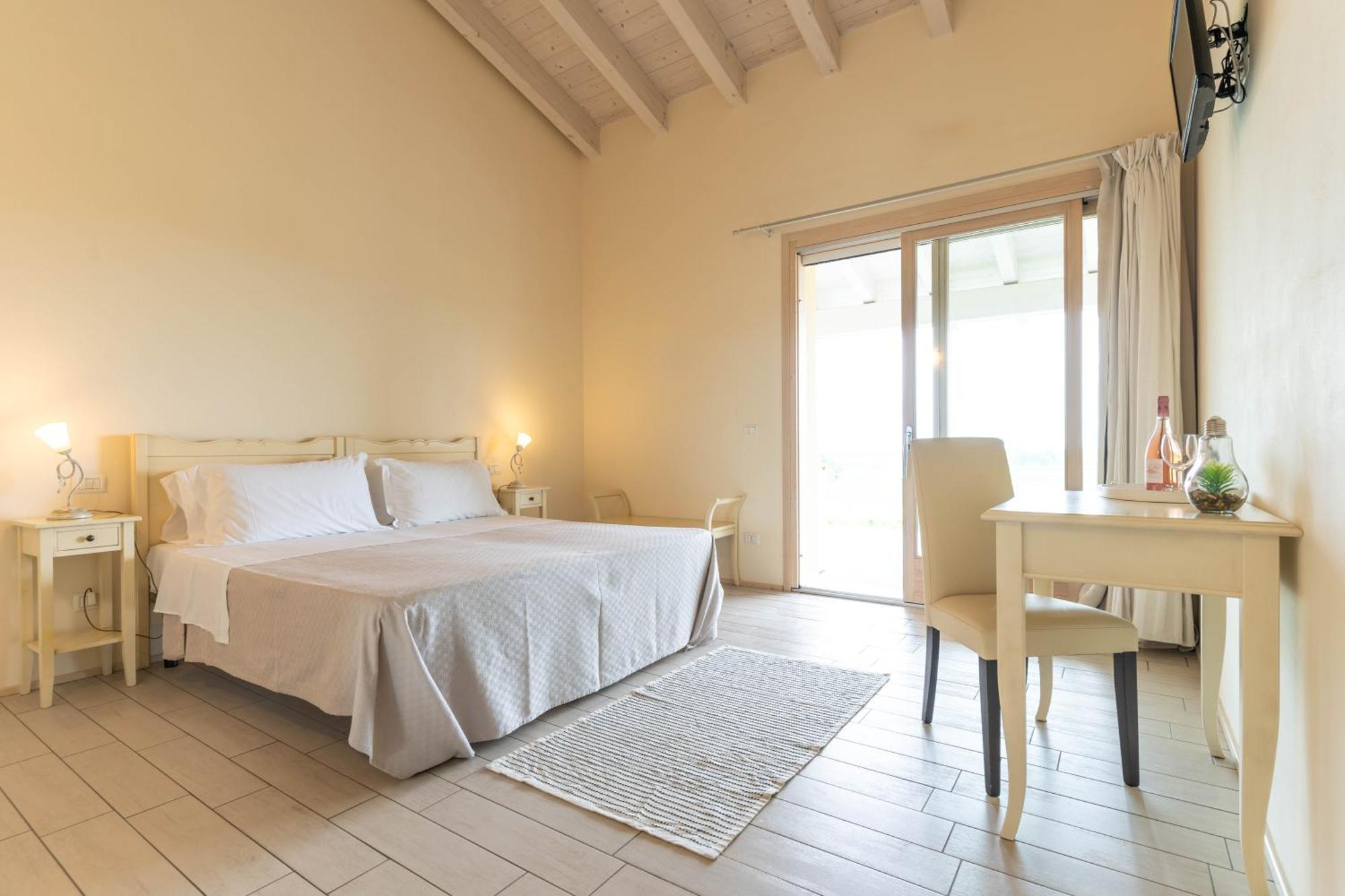 Agriturismo Colle Dei Pivi Ponti sul Mincio Extérieur photo