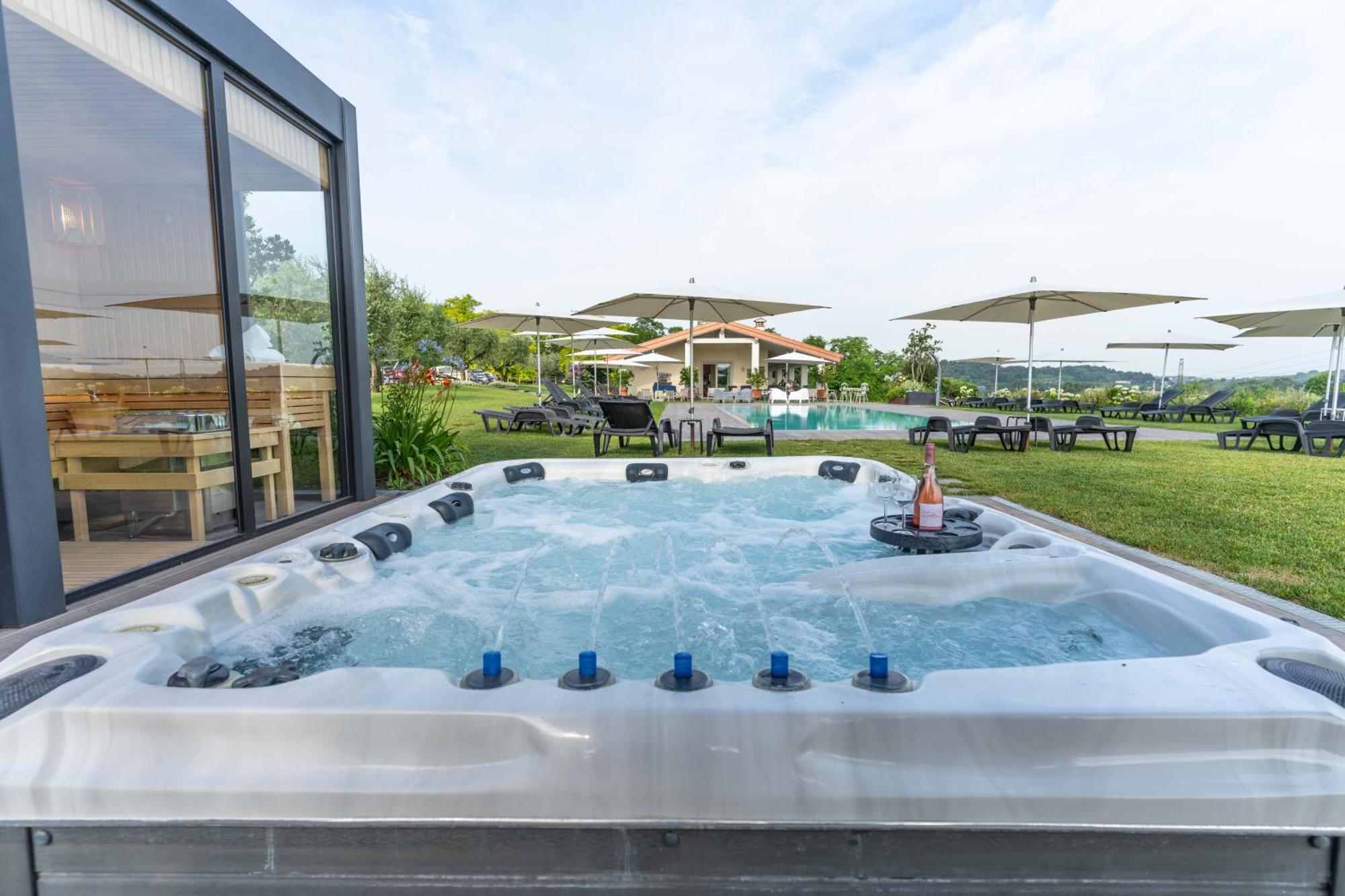 Agriturismo Colle Dei Pivi Ponti sul Mincio Extérieur photo