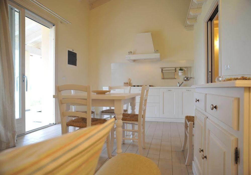 Agriturismo Colle Dei Pivi Ponti sul Mincio Extérieur photo