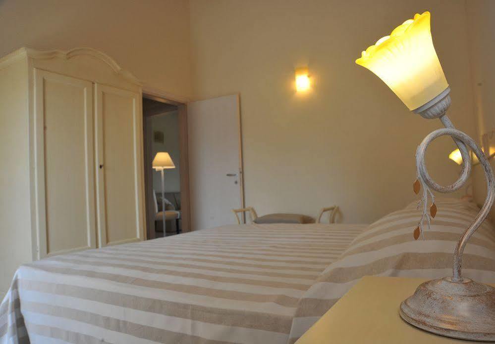Agriturismo Colle Dei Pivi Ponti sul Mincio Extérieur photo