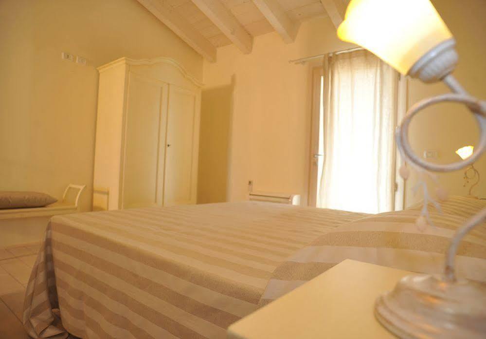 Agriturismo Colle Dei Pivi Ponti sul Mincio Extérieur photo