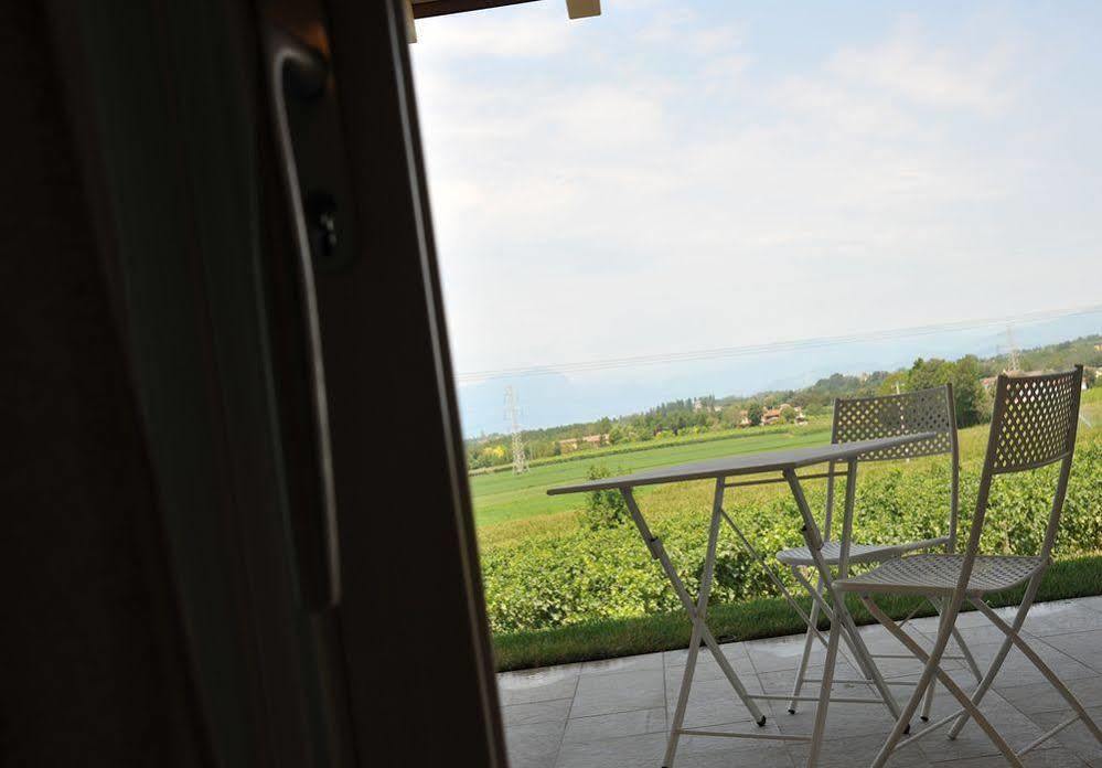 Agriturismo Colle Dei Pivi Ponti sul Mincio Extérieur photo